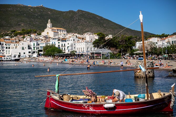 Girona, Figueres, Dalí and Cadaqués Museum from Barcelona - Figueres: making room for Dalí