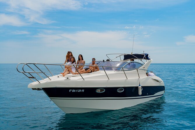Gobbi Yacht Rental in Barcelona 9 Pax 2/4/8hs - Who will enjoy this yacht trip most?