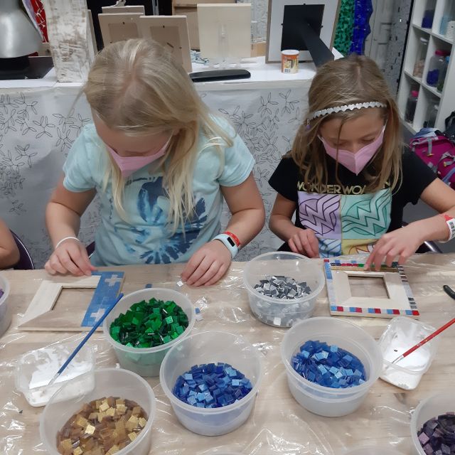 Guided Gaudí’s Trencadís Mosaic Workshop in Barcelona - Grouting and collecting your finished Barcelona souvenir