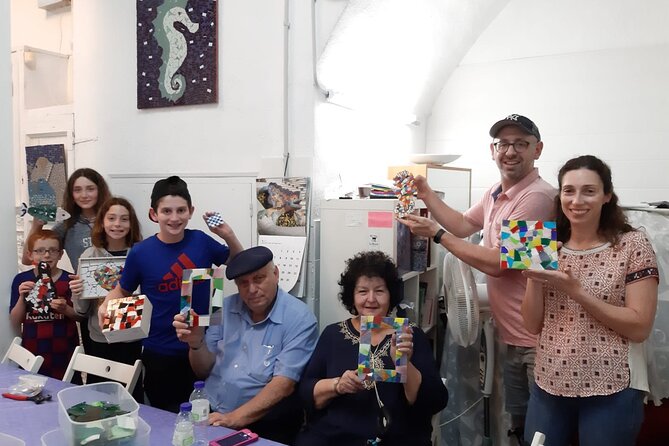 Guided Gaudí Trencadís Mosaic Workshop in Barcelona 2 Hours - Making Gaudí’s broken-tile style your own