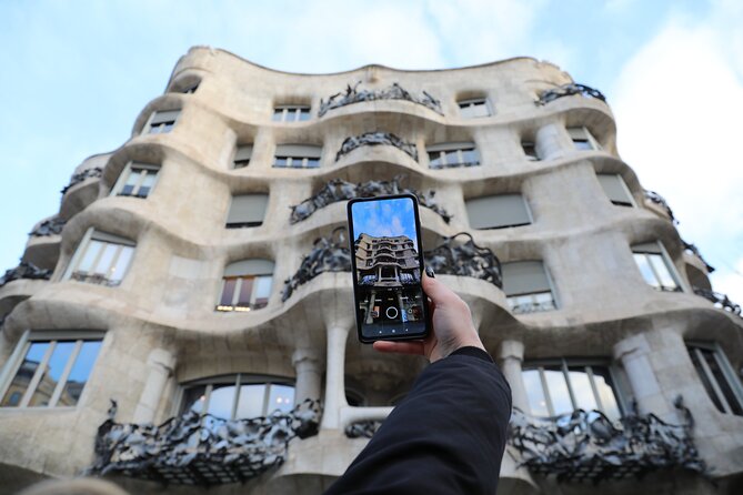 Guided private morning tour of La Pedrera with Casa Batlló ticket - Walking from La Pedrera to Casa Batlló