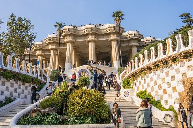 Guided Walking Tour in Park Güell and Sagrada Familia - Why these two Gaudí sites belong together