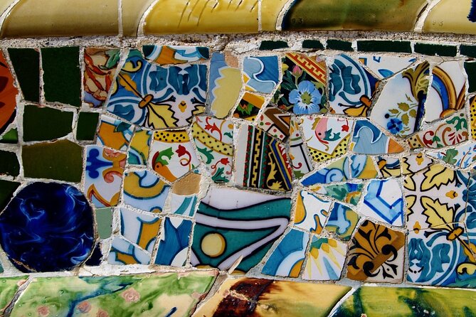 Guided Walking Tour in Park Güell Barcelona - The gatekeeper’s houses and Gaudí’s storybook shapes