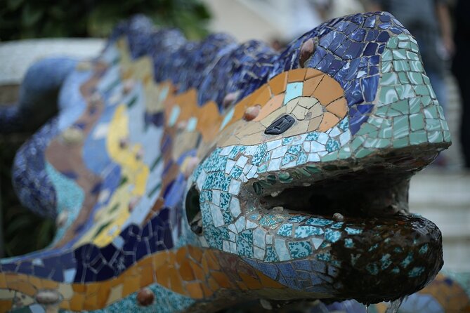 Guided Walking Tour in Park Güell Barcelona - The Hypostyle Room and its forest of columns
