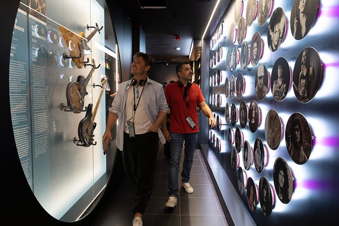 Guitar Legends Hall: Entrance to the Immersive Rock Museum - Finding Guitar Legends Hall in Ciutat Vella