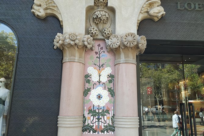 Half Day Barcelona Private Walking Tour - Ending near the Sagrada Familia