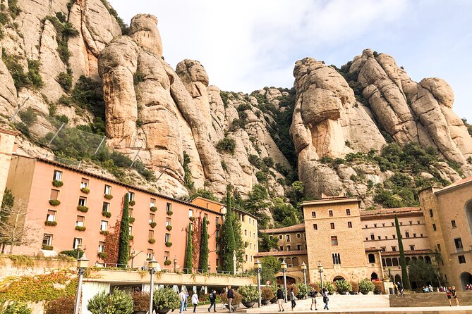 Half-Day Private Tour of Montserrat from Barcelona - The 45-minute introduction to Montserrat Abbey