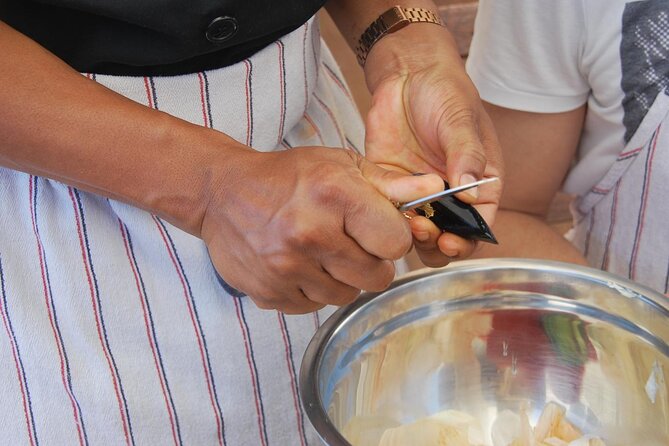 Hands-on Fideua or Paella Class in Barcelona in a Local's Home - The optional walk through Mercat de Sants