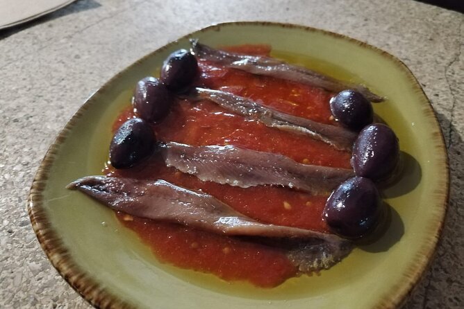 History and culture with tapas dinner - Timing, meeting point, and the walk through Ciutat Vella
