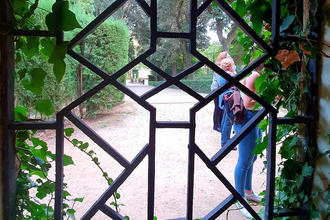 Horta Labyrinth Walking Tour in Barcelona - Key points to know before you book