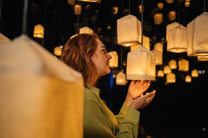 IKONO Barcelona: Immersive Experience - The Ball Pool and Cyber Punk Street