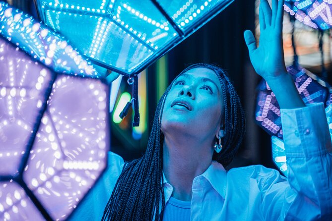 IKONO Barcelona: Immersive Experience - How Long to Allow at Arena Shopping Center
