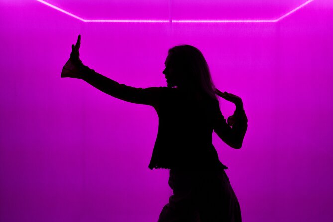 IKONO Barcelona: Immersive Experience - The Route Begins With Play, Not Explanations