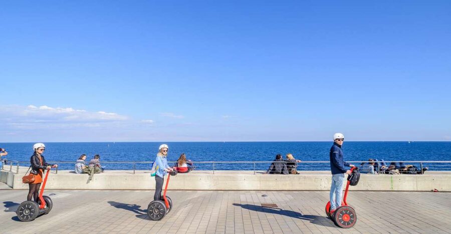 Intro Segway Tour Barcelona 1h - Getting comfortable on the Segway