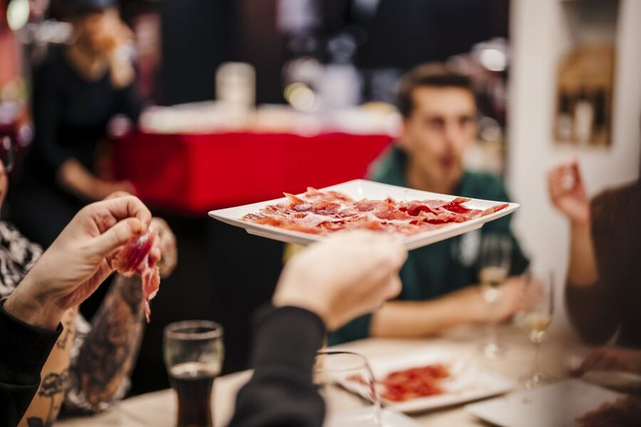 Jamón Experience Master Plus: Ham, Wine & Cheese Tasting - Three cheeses to reset your palate