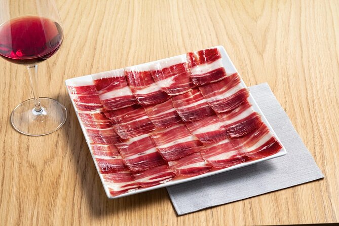 Jamón Experience Masterclass: The Ultimate Ham & Cava Tasting - Cubes and the change in texture