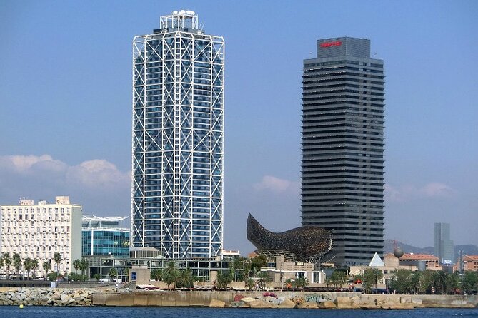 Jazz and Chill Out Sailing in Barcelona - The Best and Less Suitable Ways to Use This Cruise