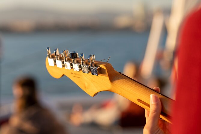 Jazz and Chill Out Sailing in Barcelona - Who Should Book the Jazz and Chill Out Sail?