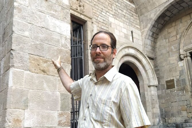 Jewish tour by Jewish Guide in Barcelona - The guides and the style of storytelling