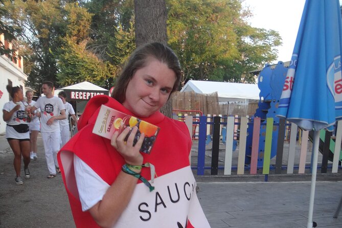 La Tomatina Day Trip from Barcelona with Ticket & Party Access - The 3 a.m. start at Plaça d’Espanya