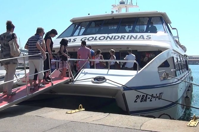 Las Golondrinas Barcelona 60-min Boat Tour - The middle 15 minutes: port activity, ships, and yachts