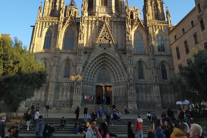 Luca’s Hidden Old Barcelona: the Gothic and El Born Tour - Why this old-town walk works so well