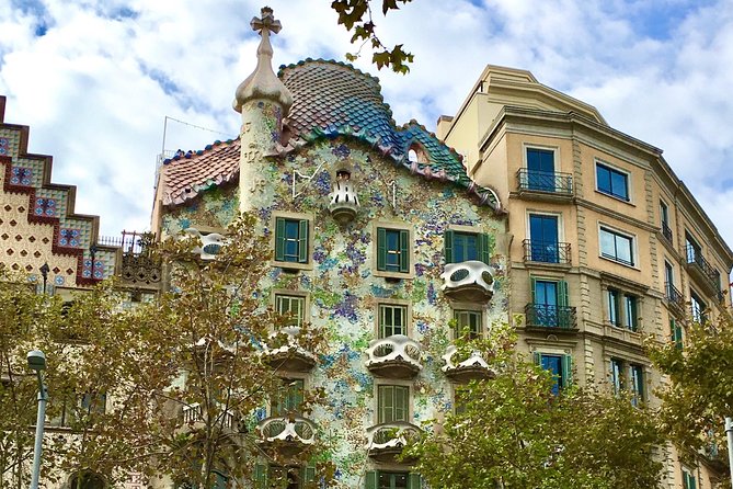 Lunchtime Tapas Tour in the Eixample with The Barcelona Taste - Key points before you book