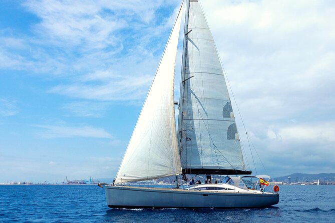 Luxury Private Yacht Sailing Tours in Barcelona - Captain Laurence and the personal service