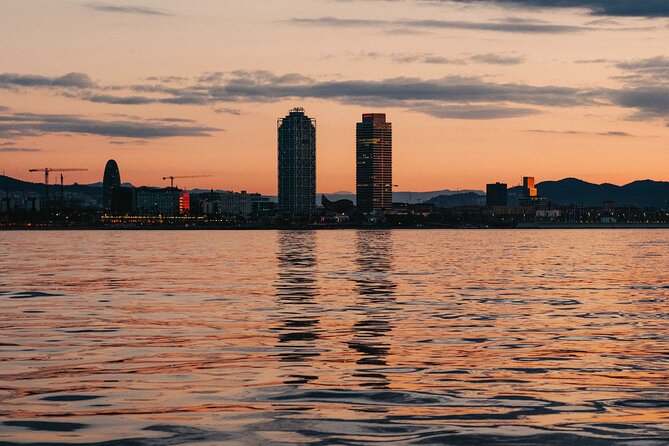 Marriage Proposal Boat Trip in Barcelona - What the $401.43 group price really buys