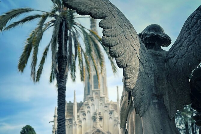 Montjuïc Cemetery Walking Tour – Hidden Art, History & Views - Walking through two hours of sculpture and memory