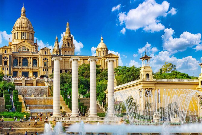 Montjuic Park Walking Tour with Audioguide on Your Smartphone - Starting beneath the Venetian Towers at Plaça d’Espanya