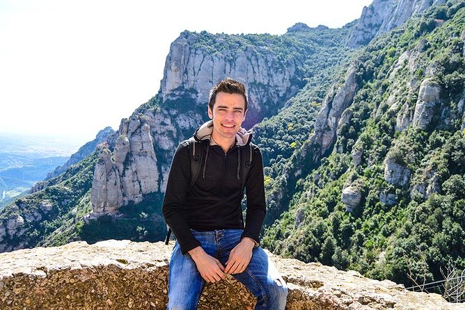 Montserrat 7-hour Private Tour from Barcelona with Lunch - Entering the basilica and meeting La Moreneta
