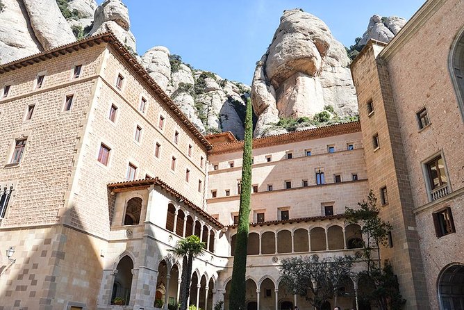Montserrat 7-hour Private Tour from Barcelona with Lunch - Making choices during the one-hour Montserrat visit