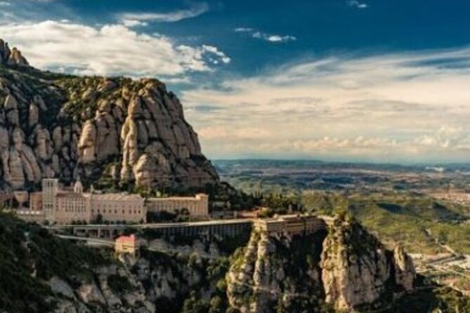 Montserrat and winery private daytrip from Barcelona - Why Pair Montserrat With a Winery?