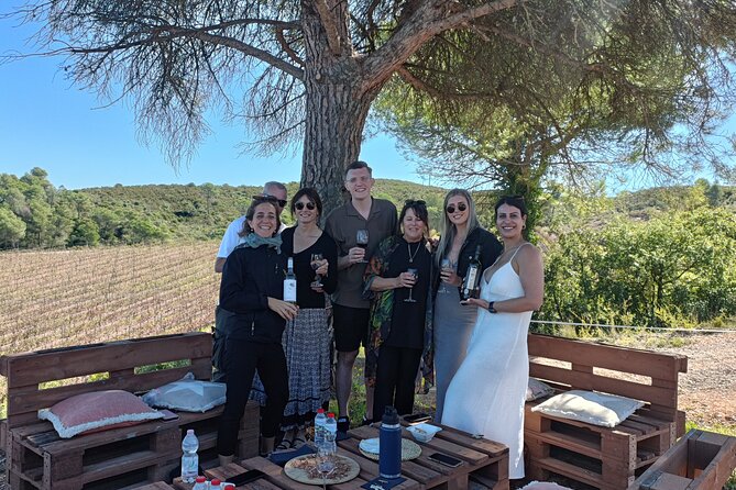 Montserrat & beyond private from Barcelona with different options - Family details that make a difference