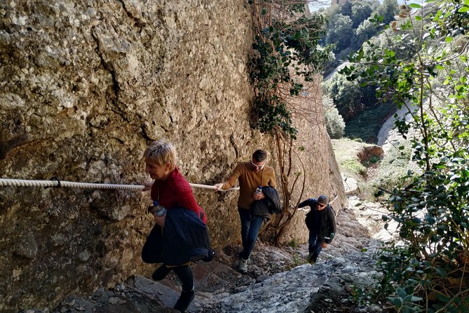 Montserrat Hiking Experience & Monastery Premium Small Group Tour - Free time, Catalan snacks, and the farmer’s market