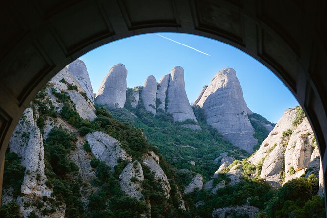 Montserrat Mountain Hiking Tour to Sant Jeroni, Small Group - The 7:30 am start in Barcelona