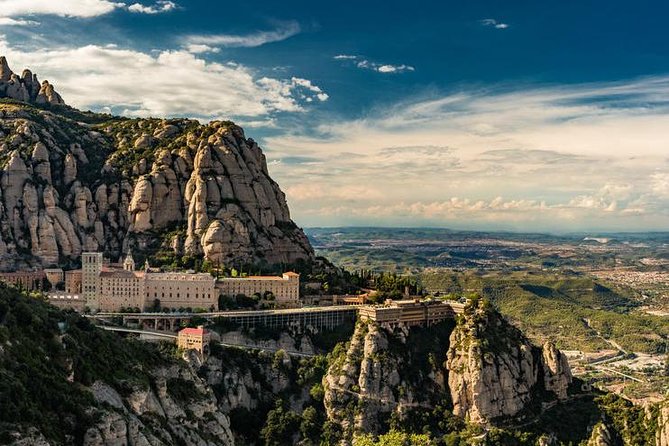 Montserrat Private Tour w/ Official Guide + Hotel or Port pick up - Santa María de Montserrat and the Black Madonna