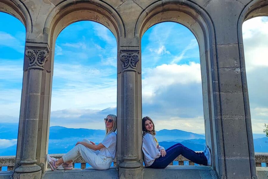 Montserrat Small Group Tour with Train and Cable Car - How the guides shape the day
