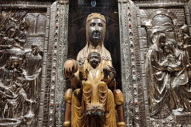 Montserrat Tour by Train with Cable Car and Cogwheel - Basilica access and the Black Madonna