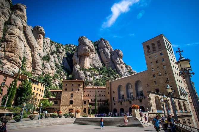 Montserrat & Winery Visit Tour with Traditional Farmhouse Lunch - The drive into Penedès wine country
