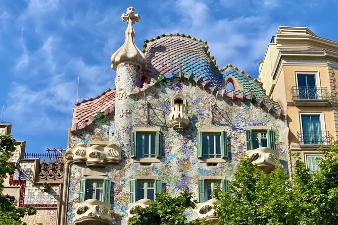 Online Experience: Zoom around panoramic Barcelona - The Gothic Quarter leads into El Raval music