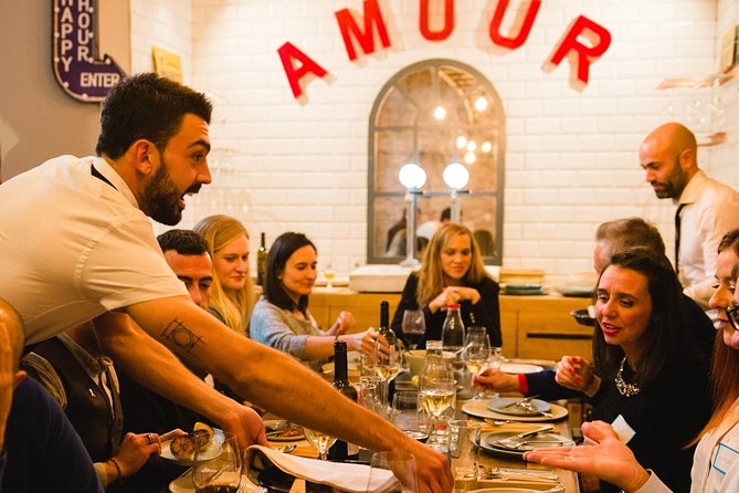 Paella Cooking Class with Professional Chef: Four Course Dinner - Why the social format works