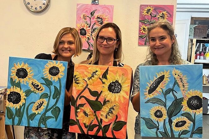 Paint & Wine Workshop in an Art Studio in Barcelona - Who will get the most from this class
