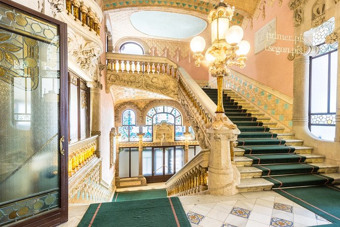 Palau de la Musica Catalana Admission Ticket with Audioguide - The main concert hall and its famous skylight