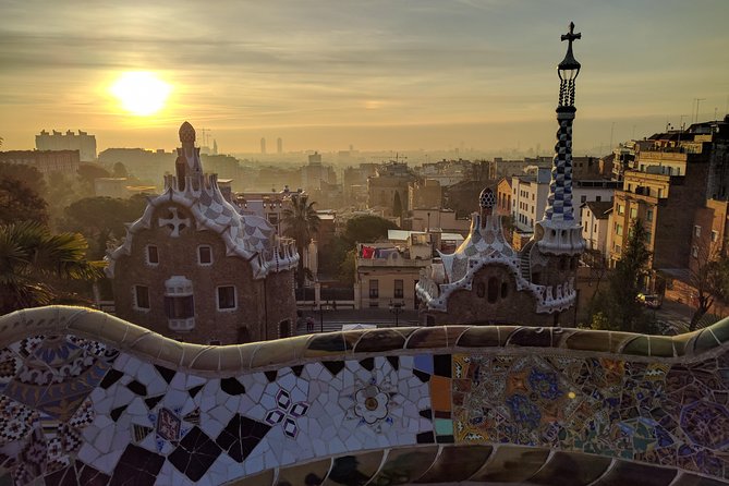 Park Guell and Sagrada Familia, Gaudí's Masterpieces Private Tour - Sagrada Familia: the grand finish