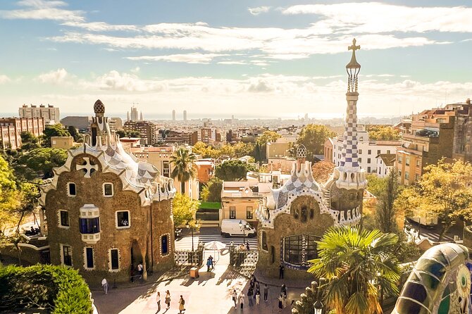 Park Guell and Sagrada Familia Tour with Skip the Line Tickets - Starting at Park Güell on Barcelona’s upper slopes