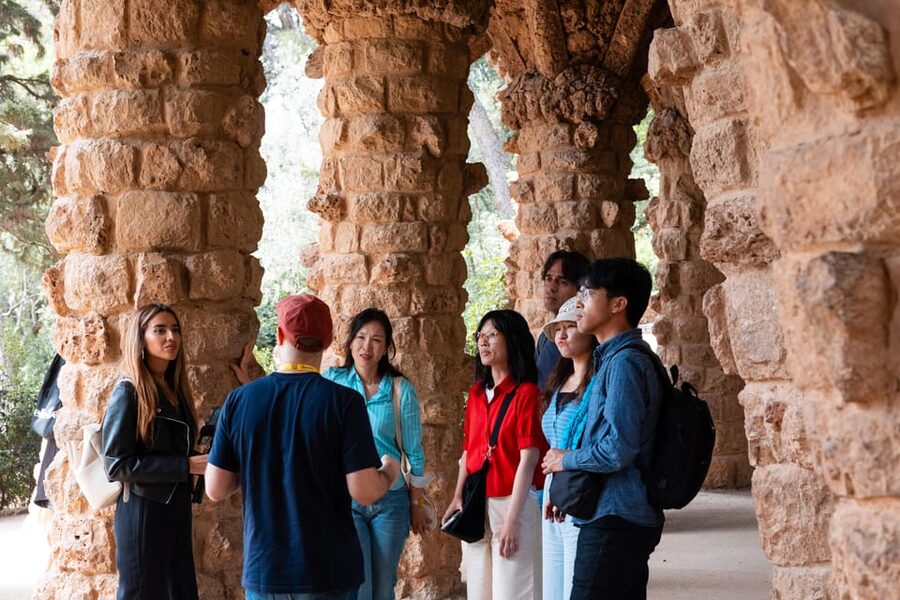 Park Güell & Sagrada Familia Tour - Why this Gaudí pairing works