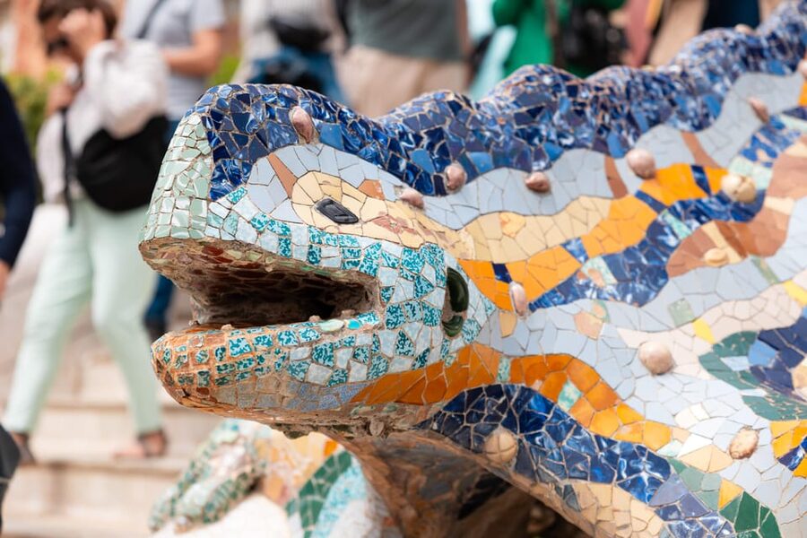 Park Güell & Sagrada Familia Tour - What the 75-minute Park Güell visit gives you