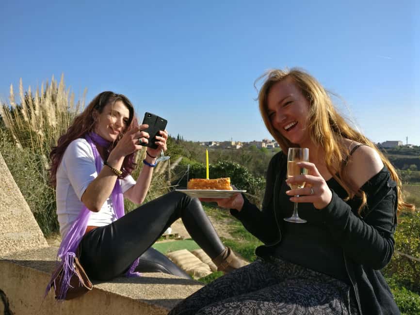 Penedès Vine to Wine: Personalized Cava taste&craft Workshop - Finishing and Labeling Your Own Bottle